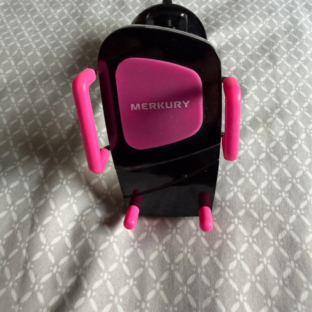 Merkury Black and Pink Phone Holder